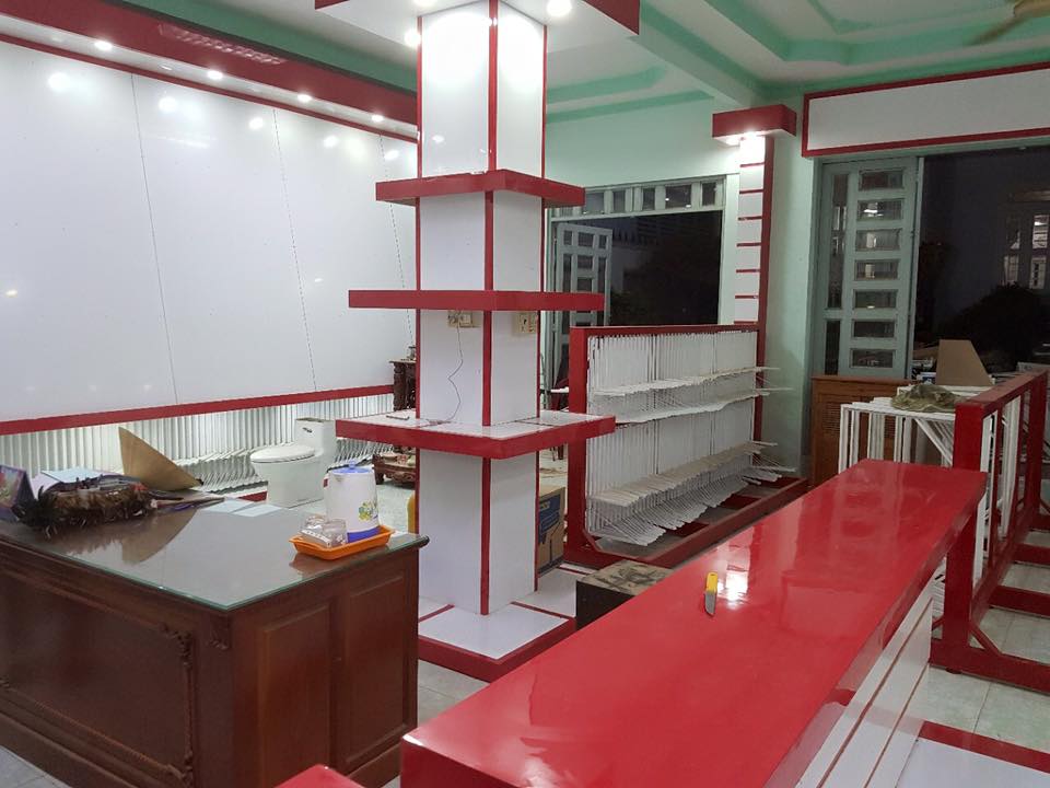 Showroom NĂM HƠN ở Hooc Môn