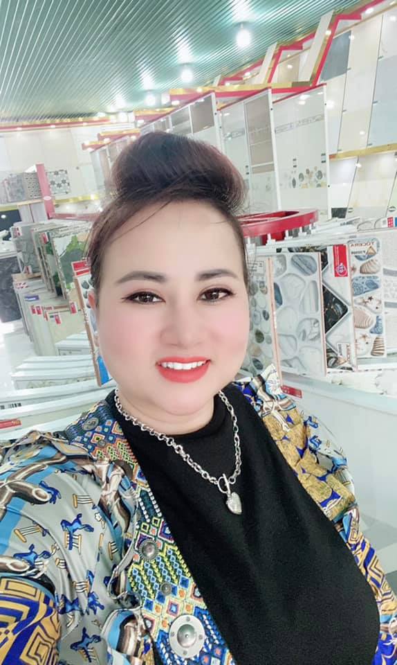 Showroom Thuý Hằng